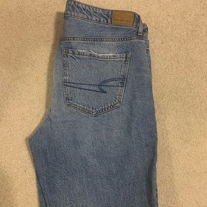 American Eagle Boyfriend Jeans Size 6
